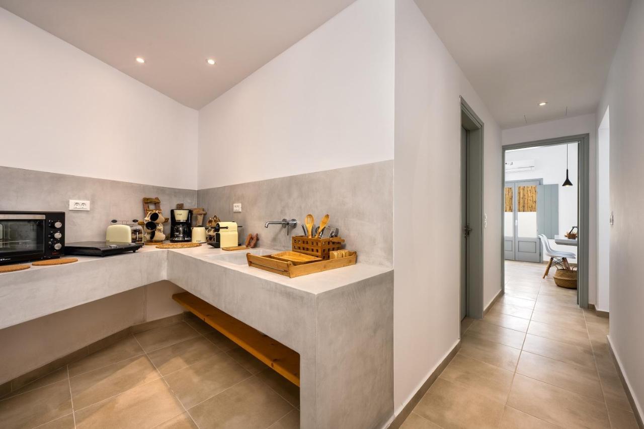Astivi Santorini Apartments Pyrgos Kallistis Bagian luar foto