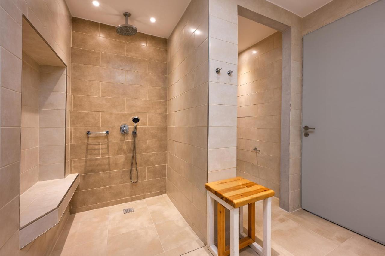 Astivi Santorini Apartments Pyrgos Kallistis Bagian luar foto