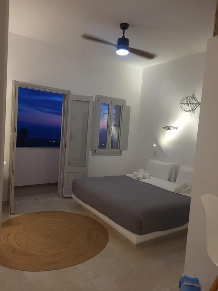 Astivi Santorini Apartments Pyrgos Kallistis Bagian luar foto